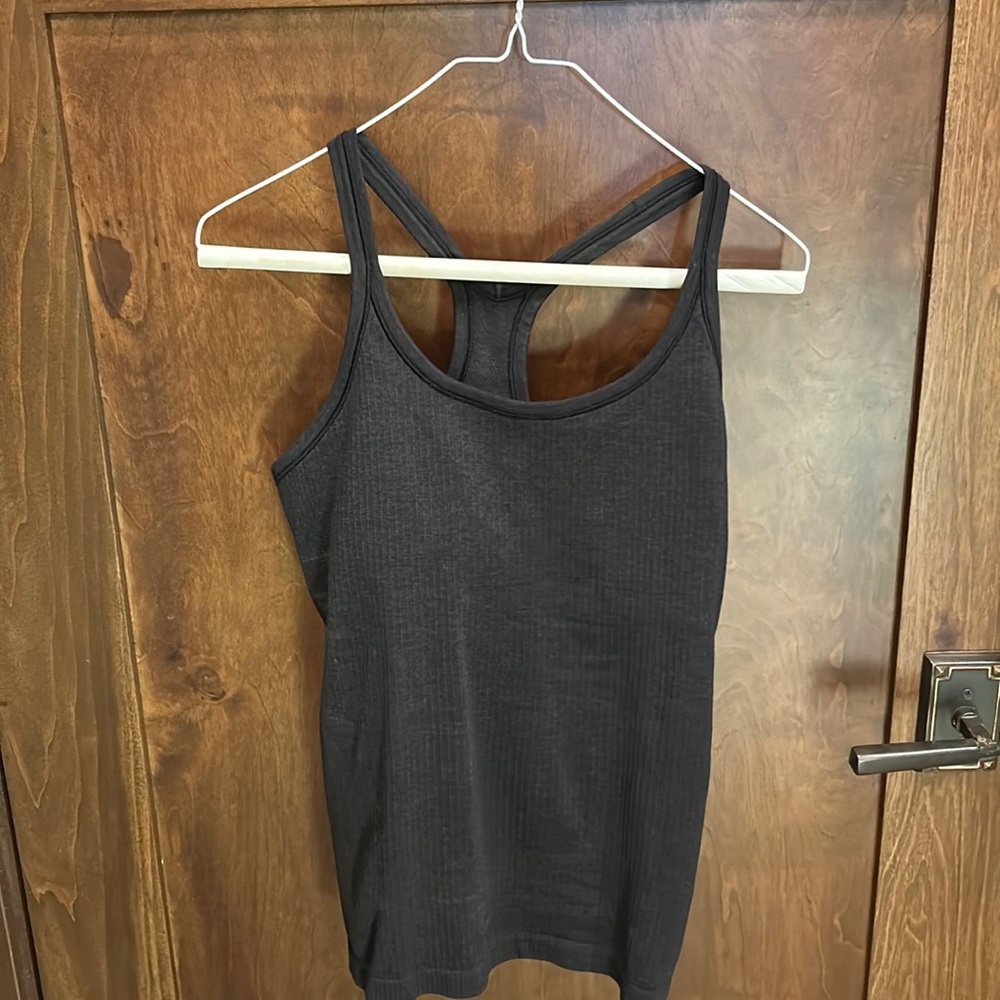 Lululemon Ebb and Flow tank